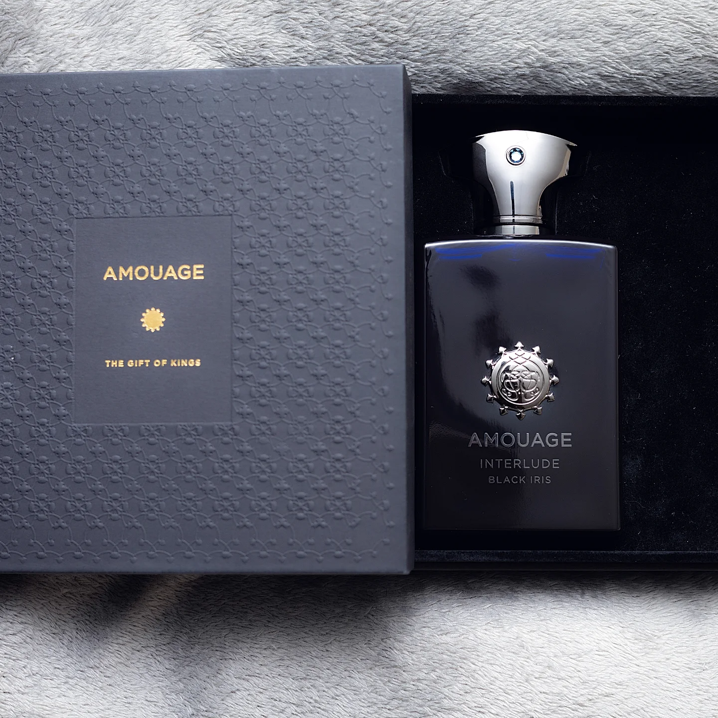 عطر مردانه آمواج اینترلود بلک ایریس